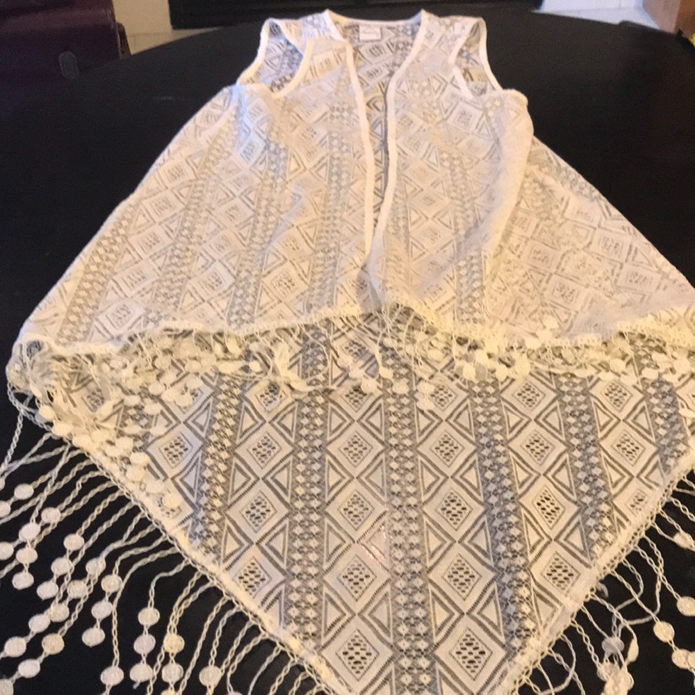 NWOT Small Cream Lace Duster / Kimono Top 🌈
